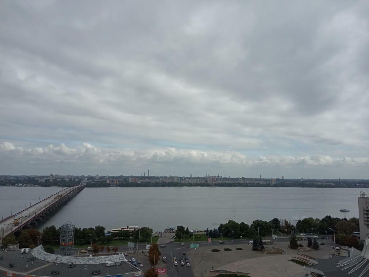 Most City Riverview Dnipro Luaran gambar